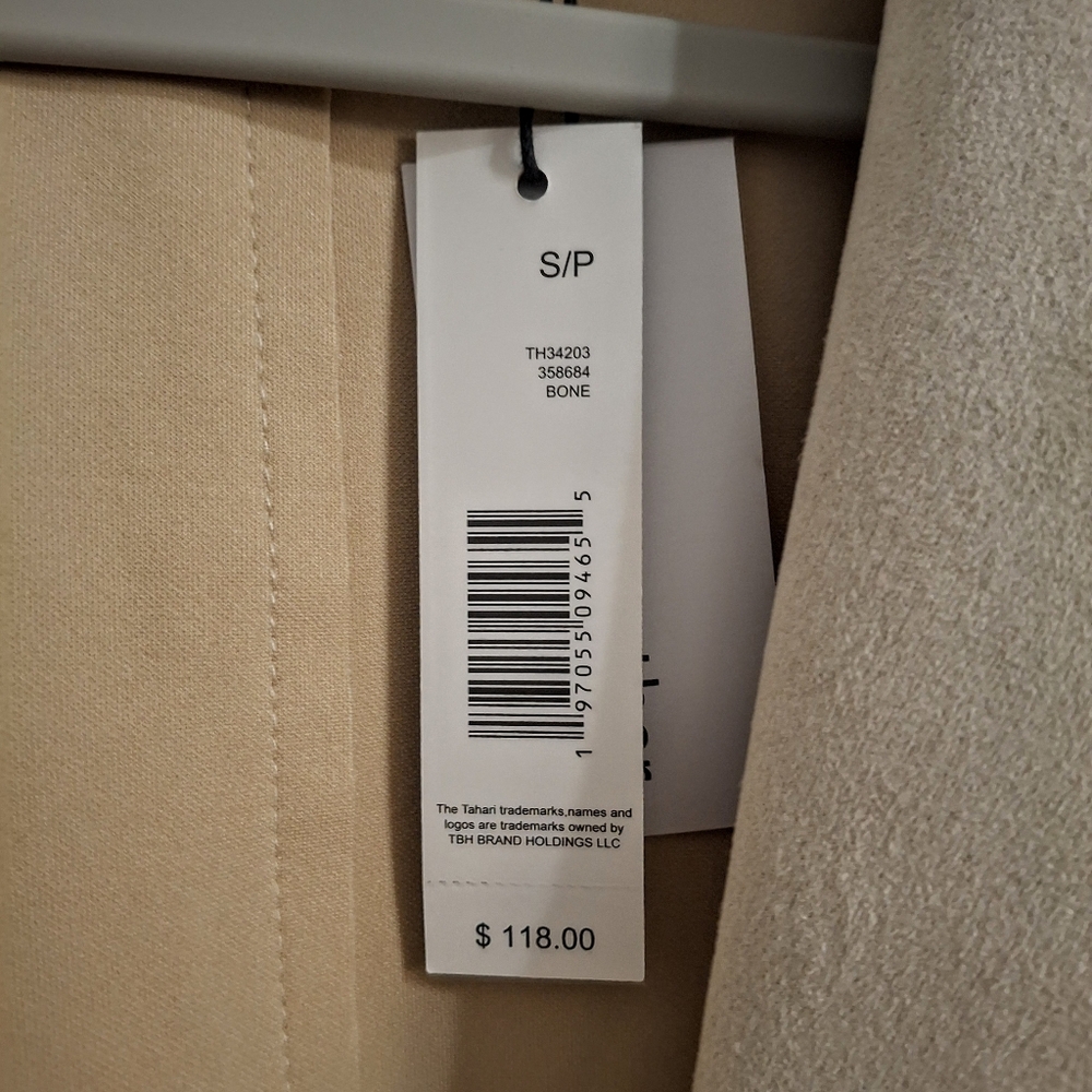 NWT T Tahari Faux Leather Trench In Bone - Picture 7 of 10